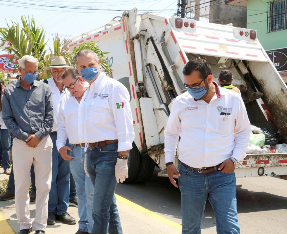 Supervisa Adrián Oseguera embellecimiento de vialidades Sentido Común