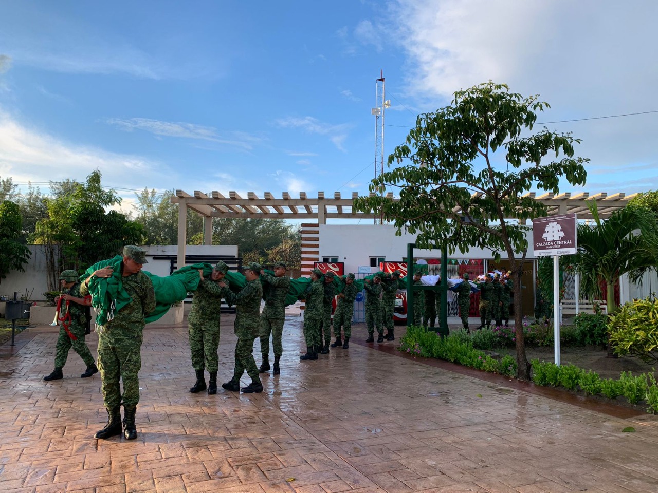 Izan Bandera Monumental De Ciudad Madero En Conmemoraci N Del Ccxii