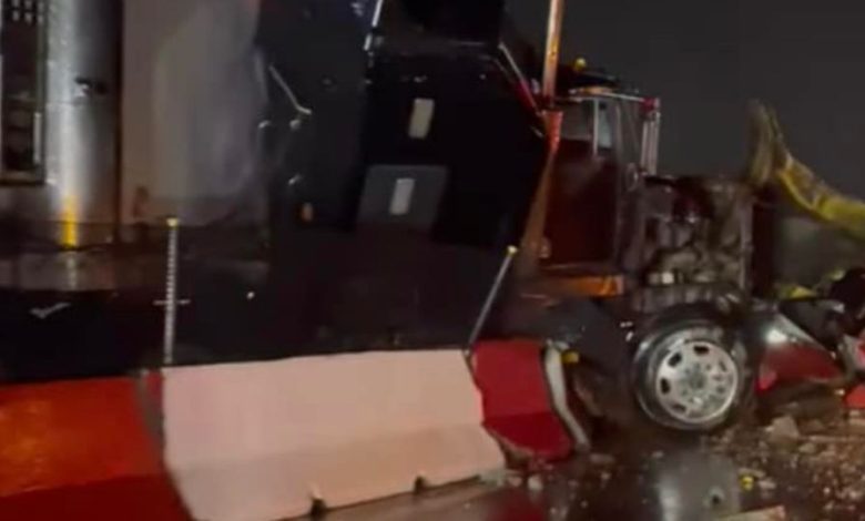 Fuerte accidente en Arco Norte tráiler se queda sin frenos y choca