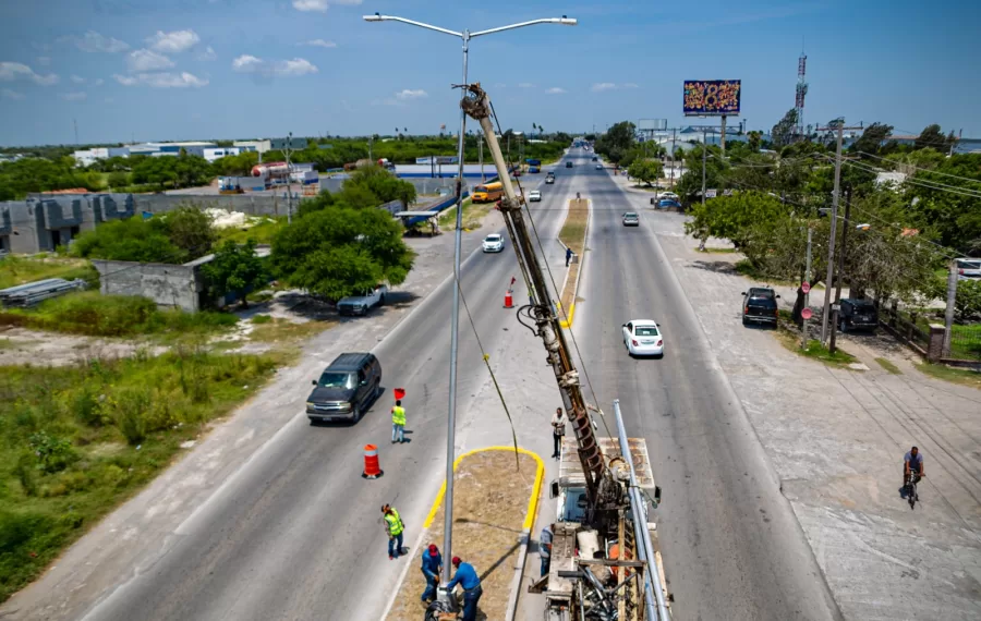 Avanza Gobierno de Matamoros en modernización del sistema de alumbrado