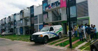 Hallan 10 cuerpos en fosa clandestina dentro un departamento Hallan 10 cuerpos en fosa clandestina dentro un departamento