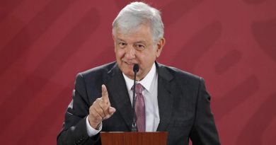 AMLO anuncia incremento salarial a burócratas que ganen menos de 20 mil pesos AMLO anuncia incremento salarial a burócratas que ganen menos de 20 mil pesos